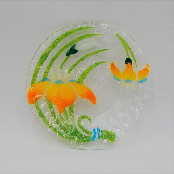 Sydenstricker Fused Art Glass Peach Iris 8-1/2 Inch Salad Plate Green Leaves - Picture 1 of 6